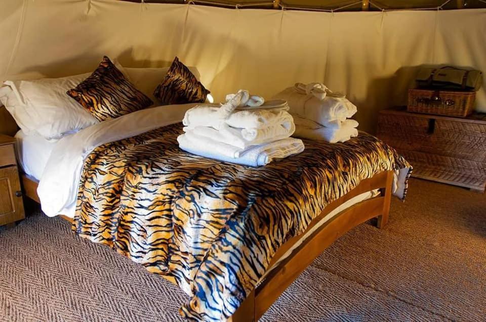 Burtree House & Retreats Tipi With Secluded Hot Tub Ξενοδοχείο Thirkleby Εξωτερικό φωτογραφία